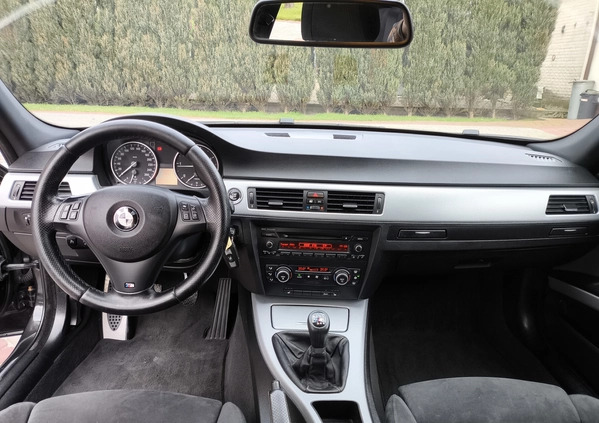 BMW Seria 3 cena 32900 przebieg: 265000, rok produkcji 2009 z Złocieniec małe 781